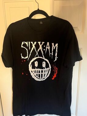 Men's Sixx AM 2015 Tour Band Shirt - SIZE L